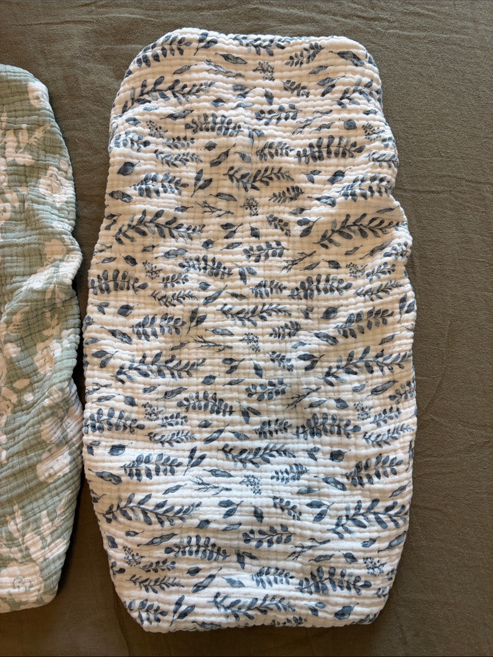 Muslin changing pad covers bundle - Picture 3 of 9
